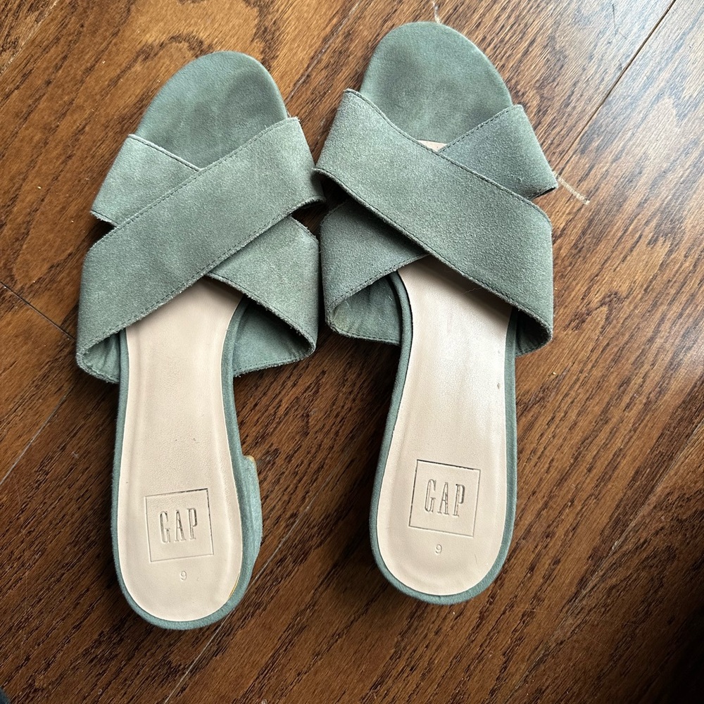 GAP Green Suede Sandals